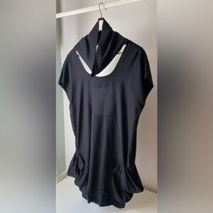 Electric Feathers Black Raw Silk
Semi Detached Cowl Neck Dolman Sleeves Dress-OS